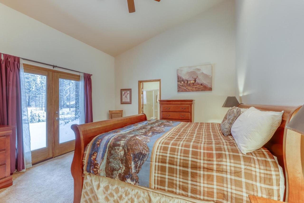 Elk Tracks Lodge Pine Glen Екстер'єр фото