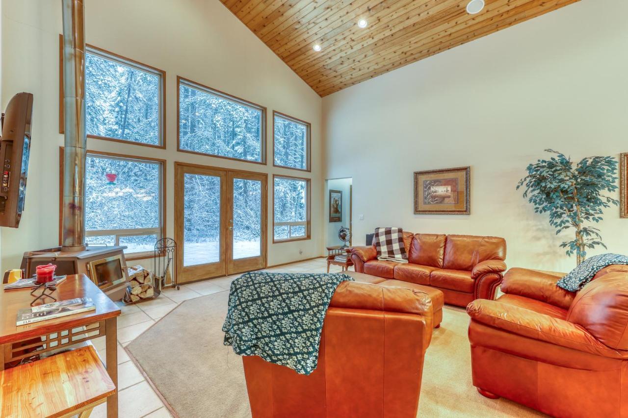 Elk Tracks Lodge Pine Glen Екстер'єр фото